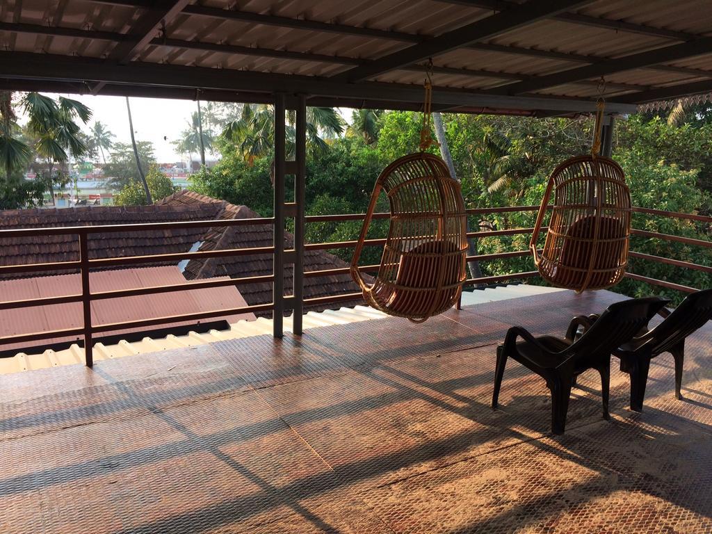Thoms Beach Homestay Alappuzha Екстер'єр фото