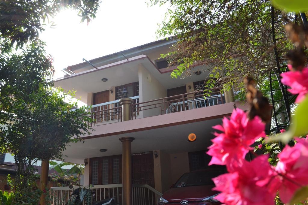 Thoms Beach Homestay Alappuzha Екстер'єр фото